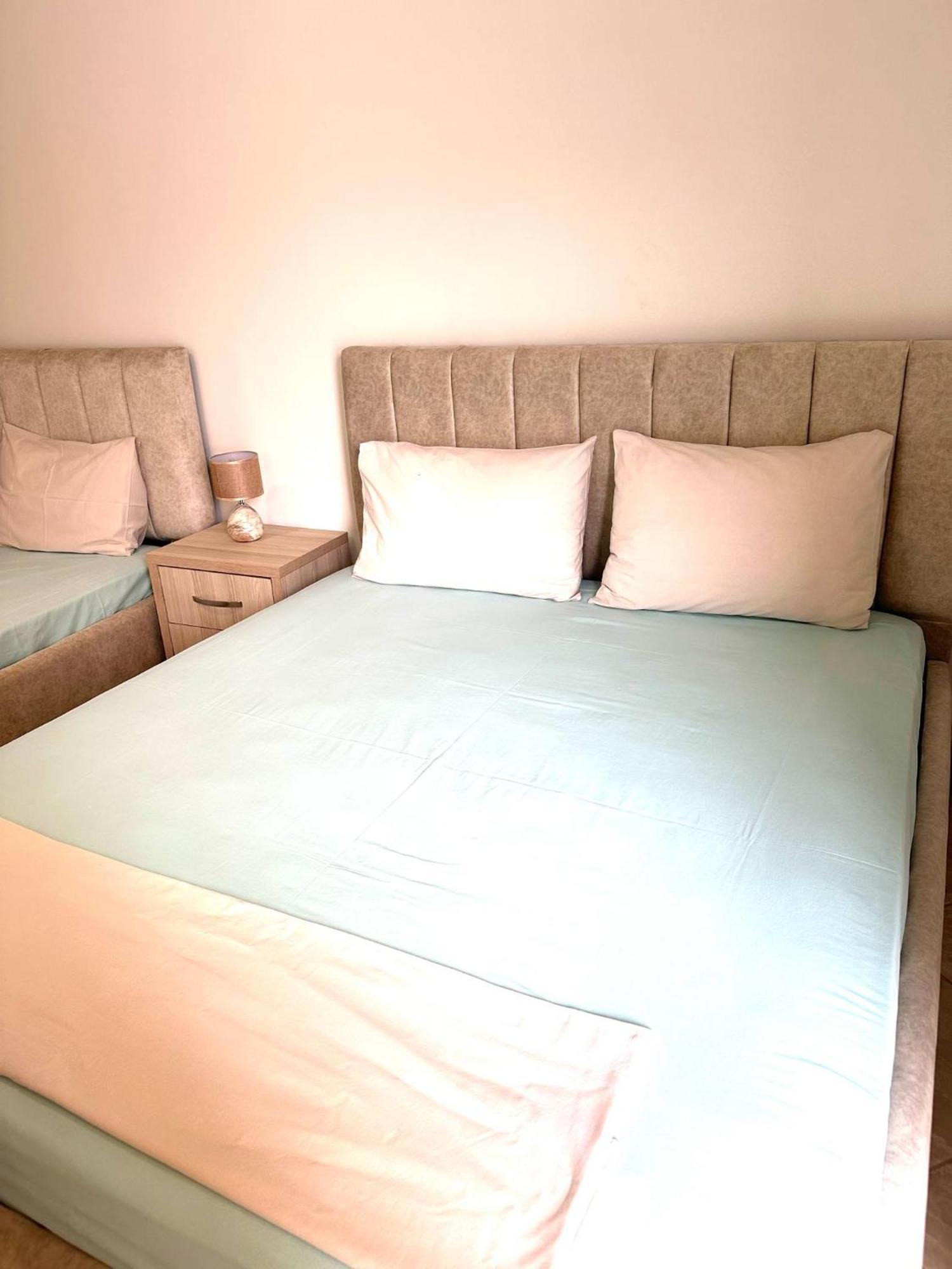 Rooms With View Himare Cameră foto