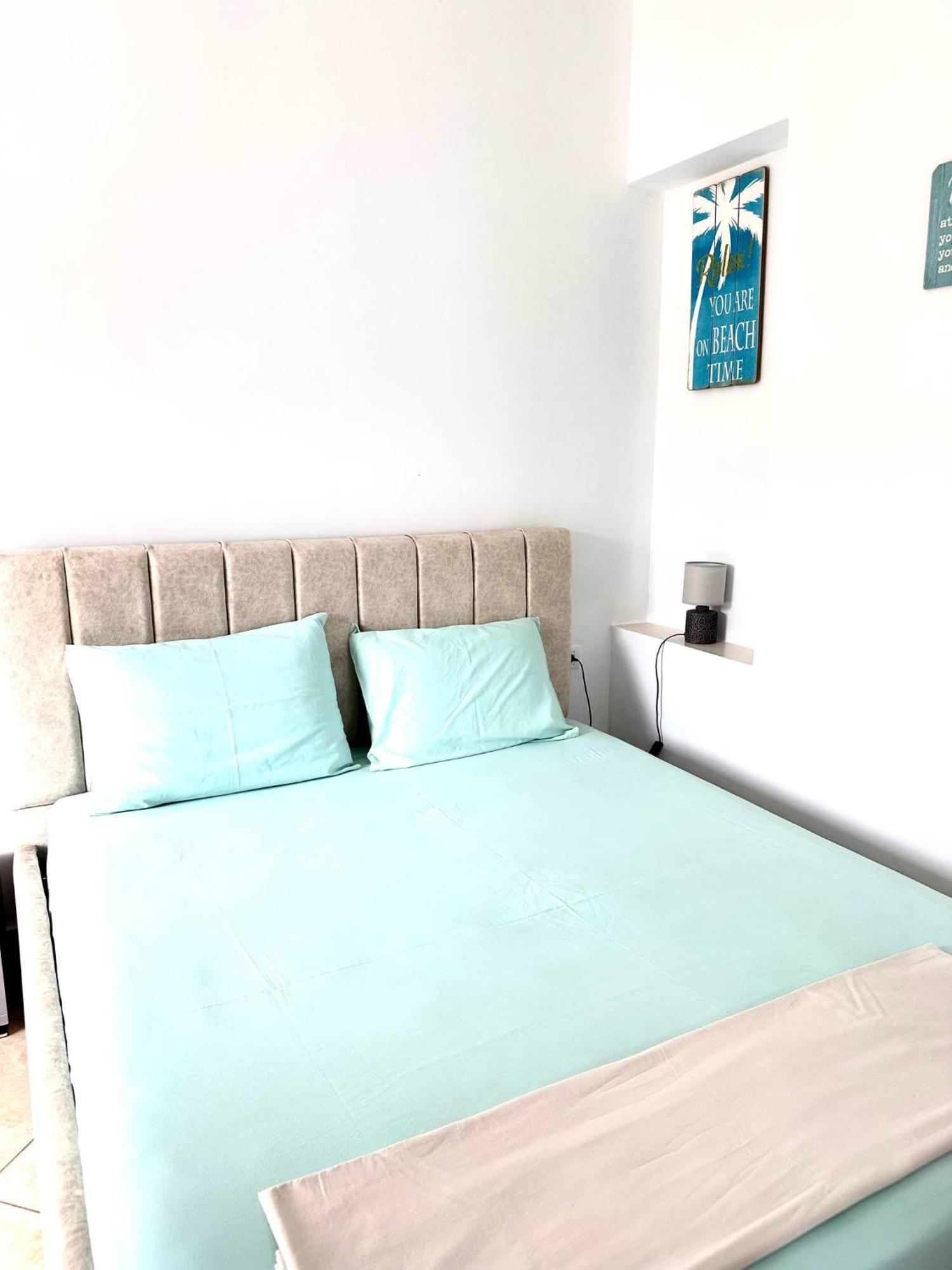Rooms With View Himare Cameră foto